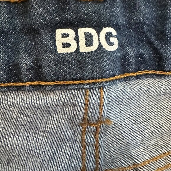 BDG Shorts Denim Mid-Rise Alexa 5 Pocket Casual Summer‎ Boho Size M 29 - Picture 5 of 7